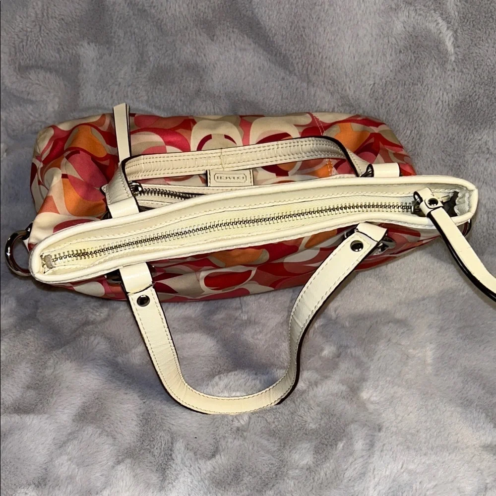 COACH F23970 Mia Daisy Kaleidoscope Purse